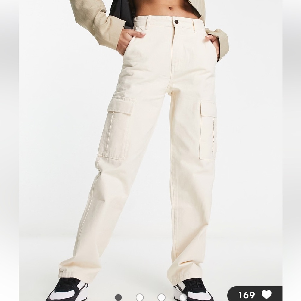Stradivarius cargo pants, cream,  USA size 4.